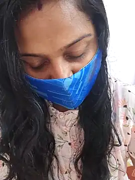 Shaliniqueen online show from 06/19/26, 06:29