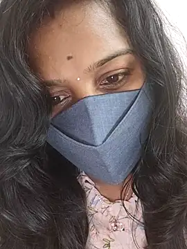 Shaliniqueen online show from 07/07/26, 12:20