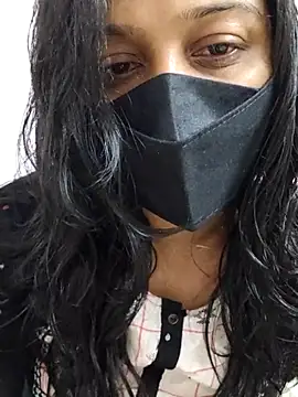 Shaliniqueen online show from 07/20/26, 01:35