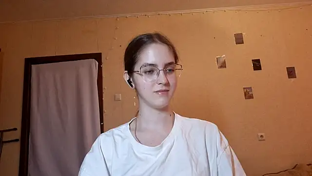Katelemon online show from 06/08/26, 01:11