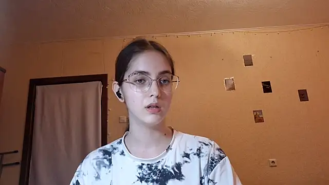 Katelemon online show from 06/29/26, 03:23