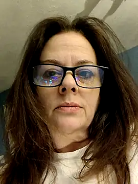 Snapshot of sexyhotcheryl chatting on 04/20/26, 08:39 sexyhotcheryl online show from 04/20/26, 08:39