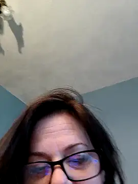 Snapshot of sexyhotcheryl chatting on 04/25/26, 01:41 sexyhotcheryl online show from 04/25/26, 01:41