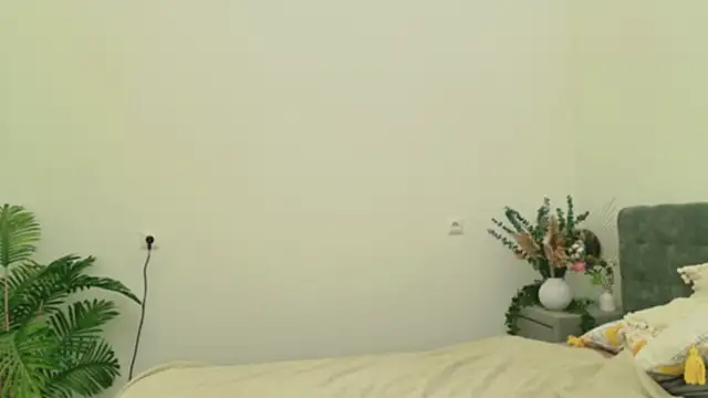 Snapshot of Erika_Moan_ chatting on 03/15/26, 05:57 Erika Moan online show from 03/15/26, 05:57