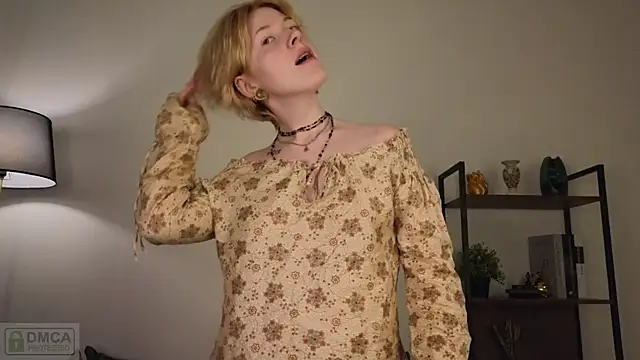 Snapshot of _Freirene chatting on 04/17/26, 03:48 Freirene online show from 04/17/26, 03:48