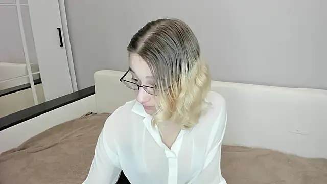 Silva-Tailll online show from 02/26/26, 06:07