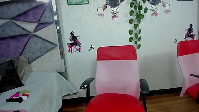 JennieRider online show from 05/13/26, 07:55