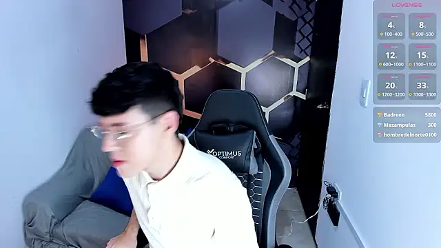 Snapshot of IanBlake_ chatting on 03/17/26, 08:12 IanBlake online show from 03/17/26, 08:12