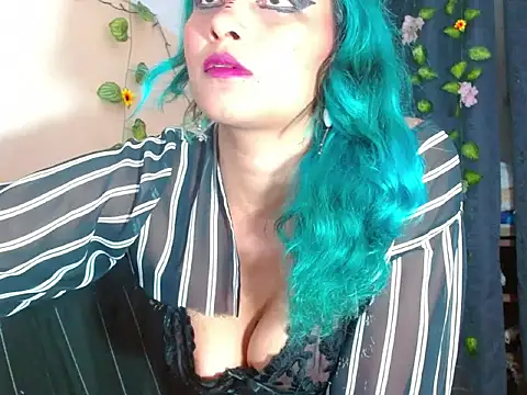 Snapshot of powderblu69 chatting on 03/26/26, 02:28 powderblu69 online show from 03/26/26, 02:28