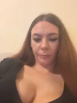 Snapshot of SexyLily22x chatting on 02/25/26, 04:44 SexyLily22x online show from 02/25/26, 04:44