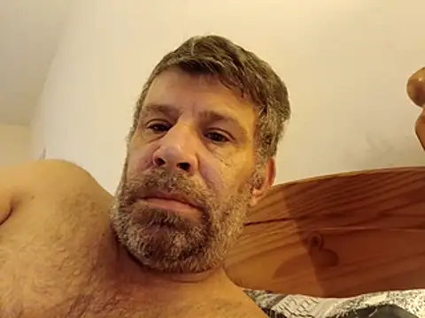 stud2512 online show from 04/28/26, 06:40