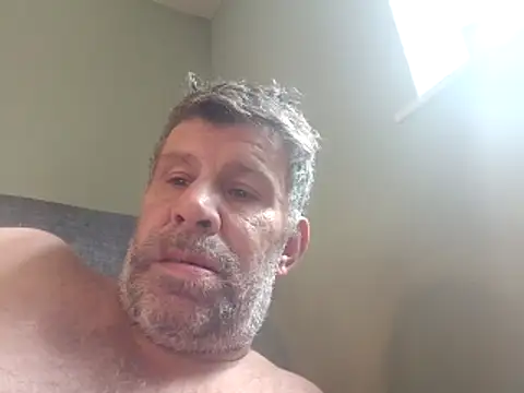 stud2512 online show from 06/12/26, 12:15