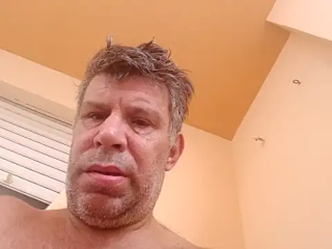 stud2512 online show from 06/19/26, 06:40