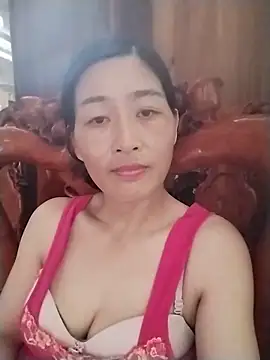 lris-Beauty77 online show from 06/18/26, 10:52