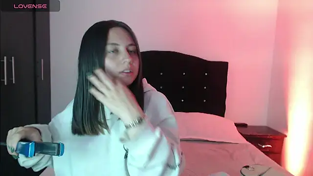 Ana  arms online show from 04/30/26, 04:46