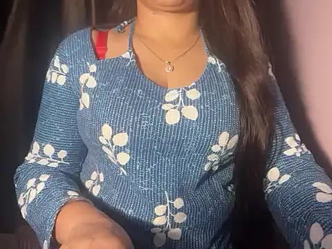 Avneet kaurr1 online show from 06/17/26, 04:04