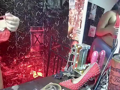 MistressMileenaMiami online show from 05/13/26, 10:49