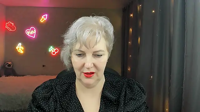 Snapshot of Mary-Leee chatting on 03/22/26, 04:27 Mary-Leee online show from 03/22/26, 04:27