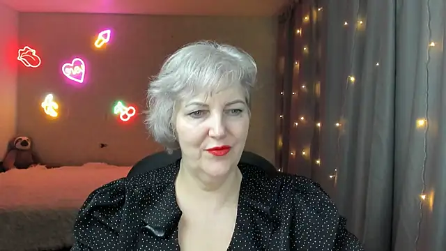 Snapshot of Mary-Leee chatting on 03/22/26, 04:32 Mary-Leee online show from 03/22/26, 04:32