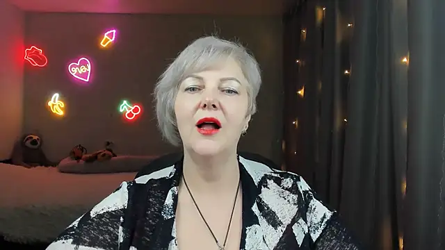 Snapshot of Mary-Leee chatting on 03/28/26, 02:49 Mary-Leee online show from 03/28/26, 02:49