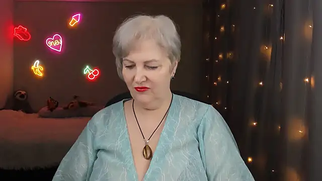 Snapshot of Mary-Leee chatting on 04/03/26, 09:07 Mary-Leee online show from 04/03/26, 09:07