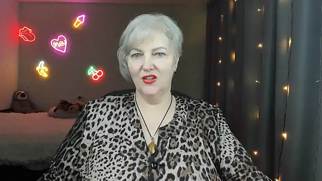 Snapshot of Mary-Leee chatting on 04/09/26, 06:52 Mary-Leee online show from 04/09/26, 06:52