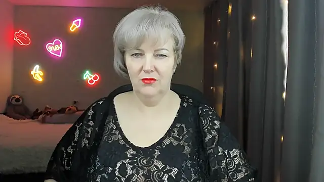 Snapshot of Mary-Leee chatting on 04/21/26, 07:47 Mary-Leee online show from 04/21/26, 07:47