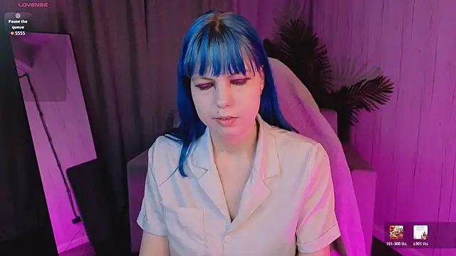 Snapshot of SofiaSterns chatting on 06/19/26, 01:32 SofiaSterns online show from 06/19/26, 01:32