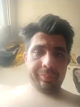 Snapshot of manuel4200 chatting on 05/10/26, 12:27 manuel4200 online show from 05/10/26, 12:27