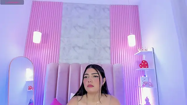 ArianaRougee online show from 06/12/26, 04:22