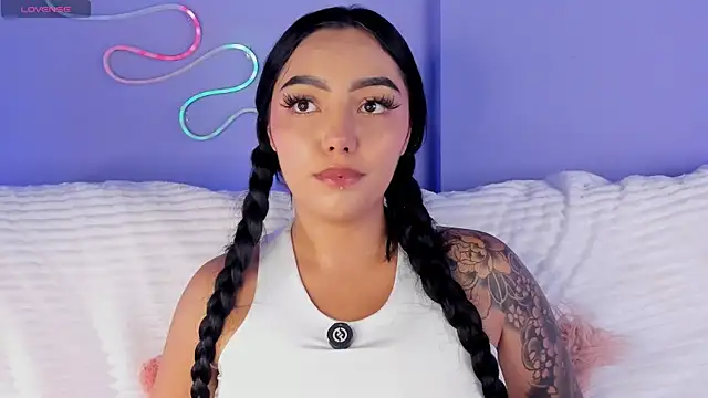 NinaAngel6 online show from 05/11/26, 02:45