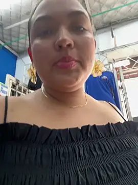 Snapshot of Valentina_Liora chatting on 03/11/26, 02:56 Valentina Liora online show from 03/11/26, 02:56