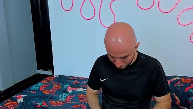 Snapshot of Cintya_n_Roger chatting on 02/28/26, 01:23 Cintya n Roger online show from 02/28/26, 01:23