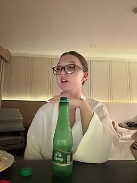 Snapshot of Bellesweett chatting on 02/28/26, 04:30 Bellesweett online show from 02/28/26, 04:30