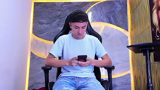 Snapshot of Matheus_Ic_ chatting on 02/26/26, 07:24 Matheus Ic online show from 02/26/26, 07:24