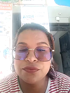 Snapshot of luna_hotxx23 chatting on 04/02/26, 05:10 luna hotxx23 online show from 04/02/26, 05:10