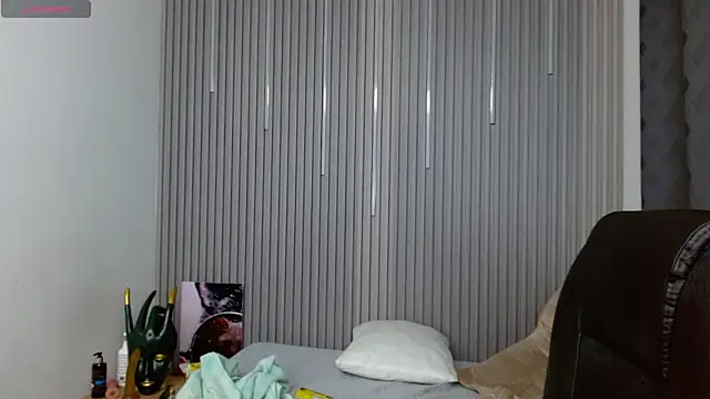 Julian Smith21 online show from 05/04/26, 03:35