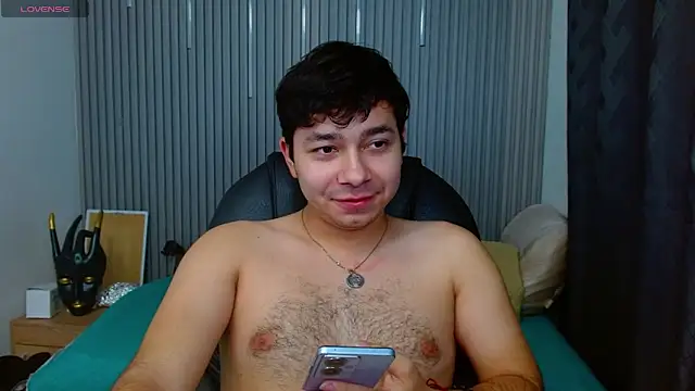 Julian Smith21 online show from 05/09/26, 04:39