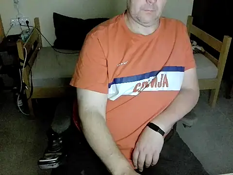 Snapshot of pozitiva000 chatting on 07/10/26, 08:22 pozitiva000 online show from 07/10/26, 08:22