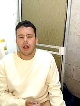 Snapshot of Ferrandiz23 chatting on 03/16/26, 05:44 Ferrandiz23 online show from 03/16/26, 05:44