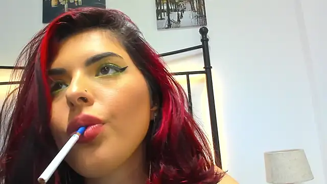 MiaNoirr online show from 05/11/26, 08:39