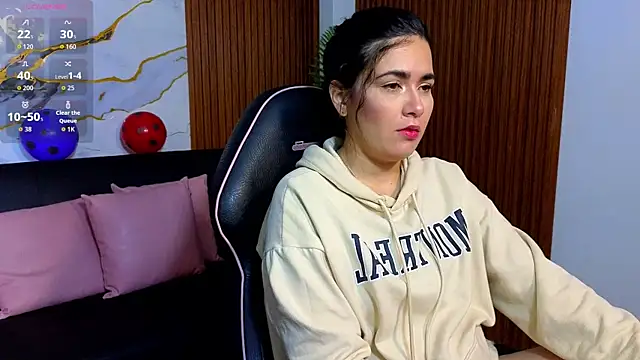 Loren Tay online show from 06/26/26, 02:38