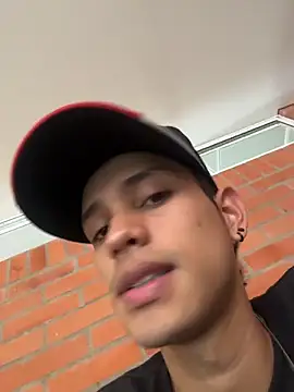 Snapshot of HarryGaze chatting on 03/09/26, 01:59 HarryGaze online show from 03/09/26, 01:59