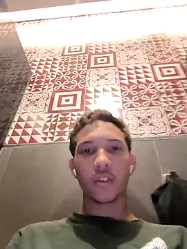 Gustavo063safado online show from 04/10/26, 01:49