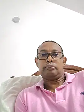 Snapshot of emperator13 chatting on 04/30/26, 01:56 emperator13 online show from 04/30/26, 01:56