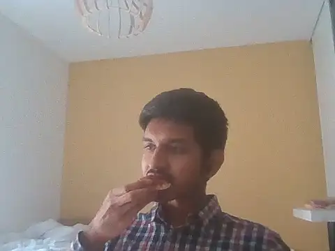 Snapshot of fucklife54321 chatting on 03/07/26, 11:40 fucklife54321 online show from 03/07/26, 11:40