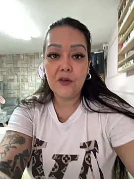 Snapshot of violeta_delavega chatting on 06/04/26, 06:47 violeta delavega online show from 06/04/26, 06:47