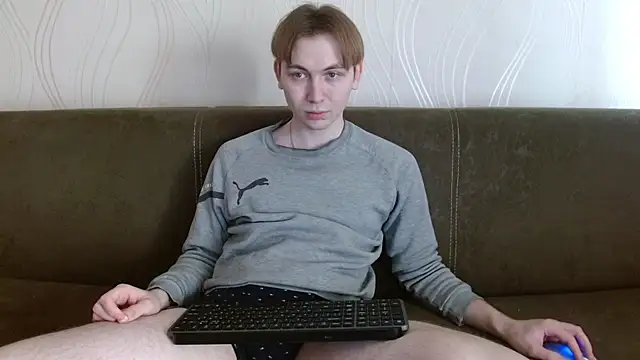 Snapshot of meowgary chatting on 03/21/26, 01:16 meowgary online show from 03/21/26, 01:16