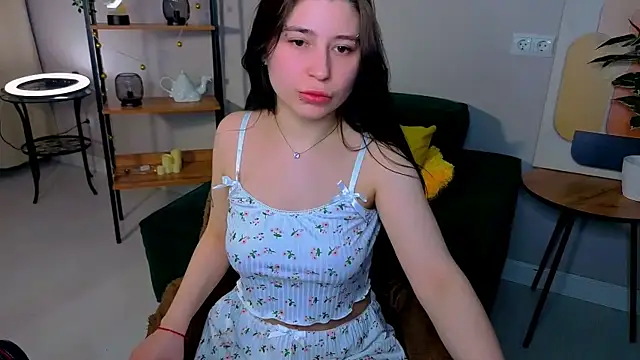 Snapshot of Valery_Ohara_ chatting on 03/16/26, 08:46 Valery Ohara online show from 03/16/26, 08:46