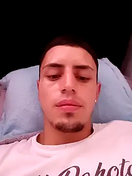 Snapshot of Cristianramos199 chatting on 02/27/26, 10:21 Cristianramos199 online show from 02/27/26, 10:21